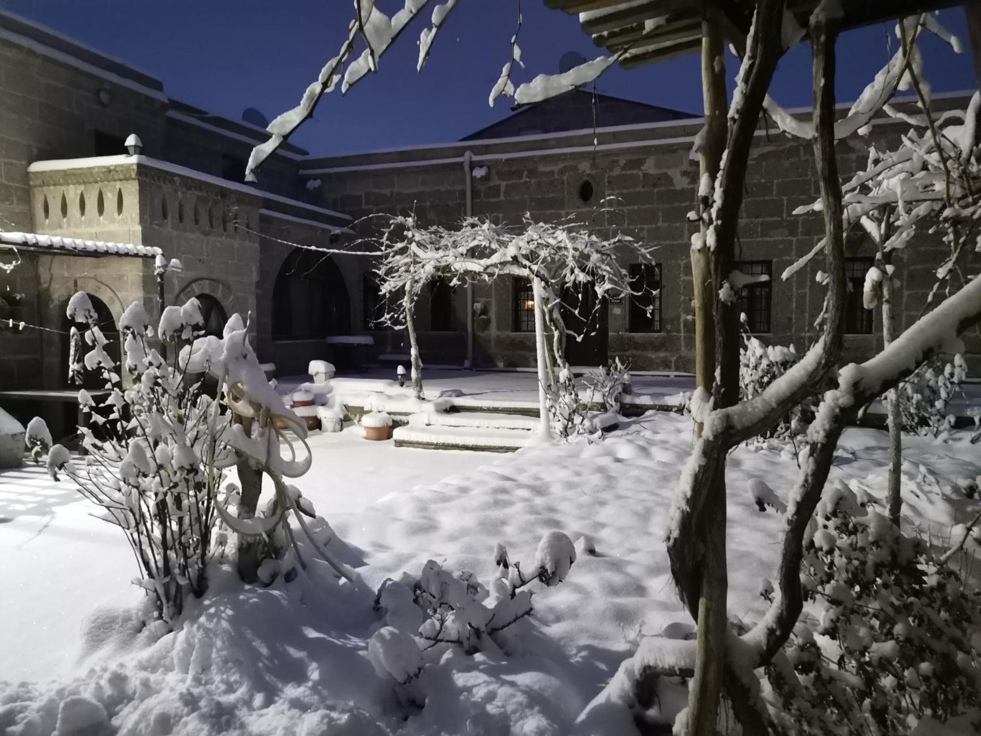 Osmanoglu Hotel Guzelyurt Buitenkant foto