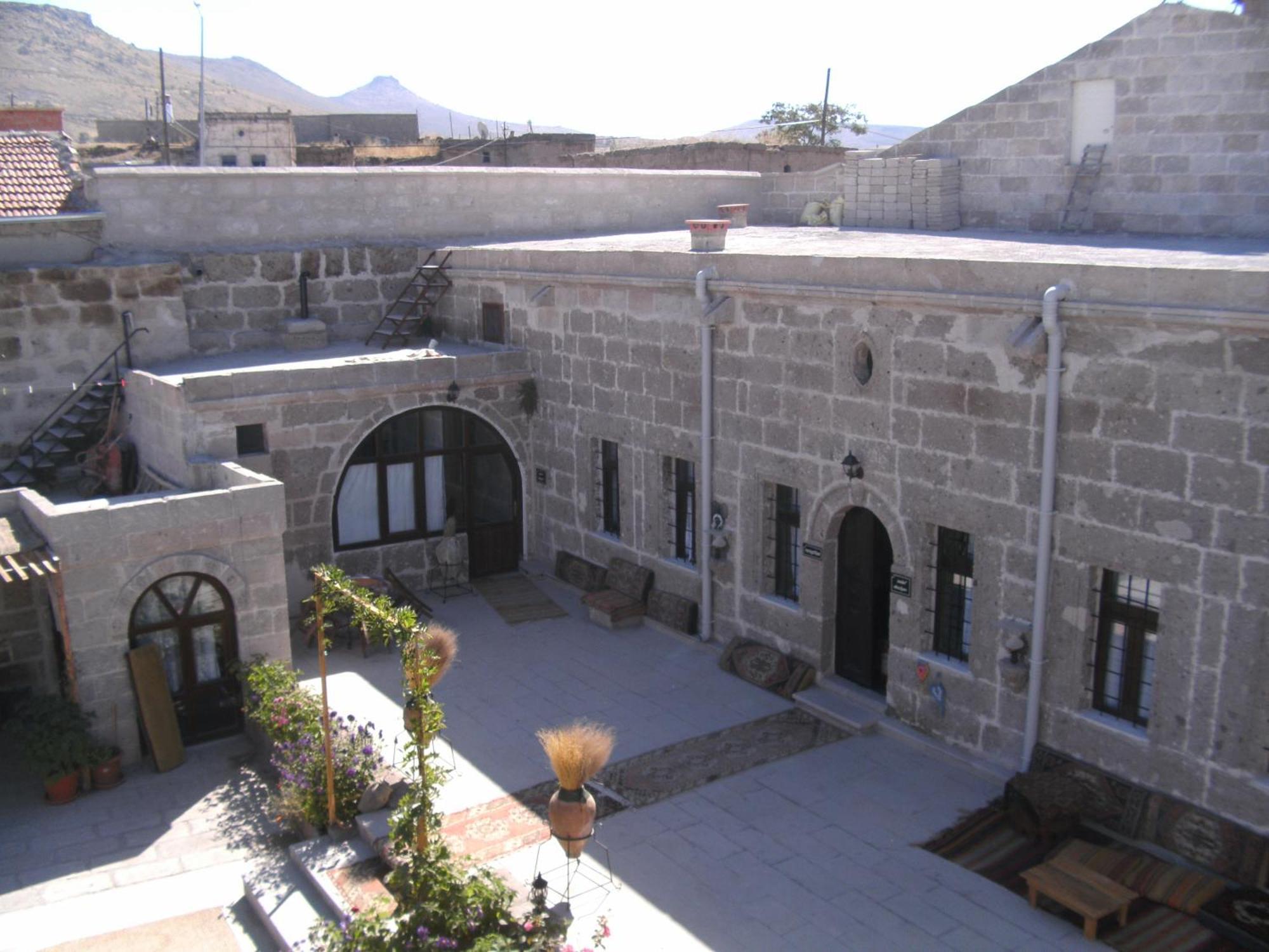 Osmanoglu Hotel Guzelyurt Buitenkant foto